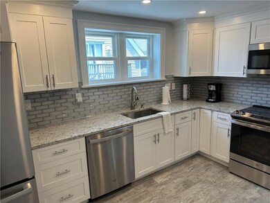 11 Atlantic St unit 2, Newport, RI 02840 - photo 4