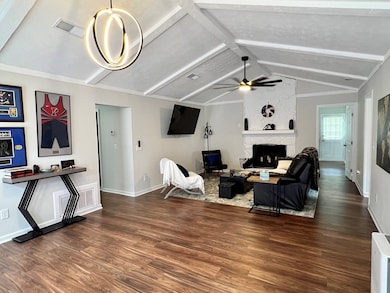 Great Room & Entry Foyer
