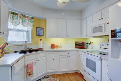 Sunny Kitchen