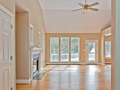 Living Room. Cathedral ceilings, gas...