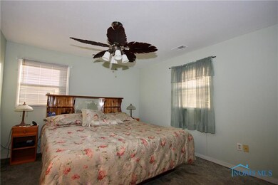 4610 Edgemont Rd, Toledo, OH 43611 - photo 5