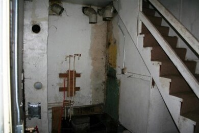 2421 Hobart St, Gary, IN 46406 - photo 5