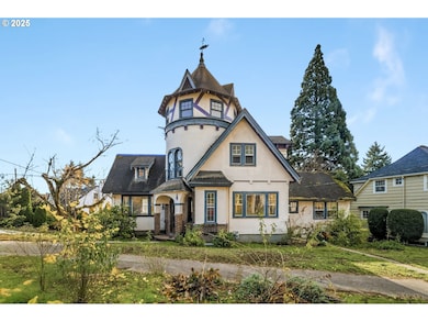 3880 NE Wistaria Dr, Portland, OR 97212 - photo 3