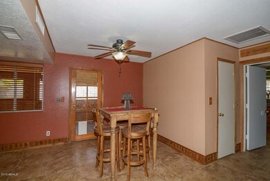 Gray - Dining Room2