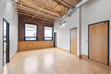 7 Emerald St unit 203, Keene, NH 03431 - photo 2