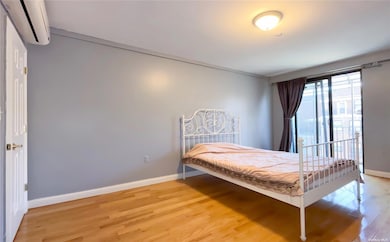 71-24 163rd St unit 5A, Fresh Meadows, NY 11365 - photo 6