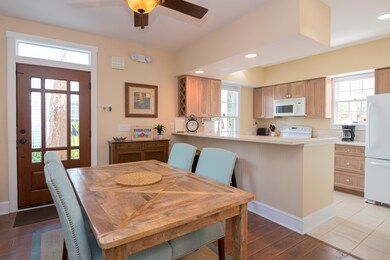 606 Truman #9 KITCHEN