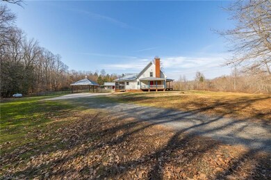 354 Scott Farm Rd, Asheboro, NC 27205 - photo 2