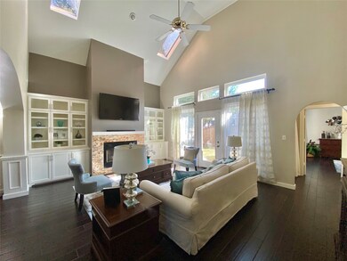 8003 Oakwood Hollow St, Houston, TX 77040 - photo 2