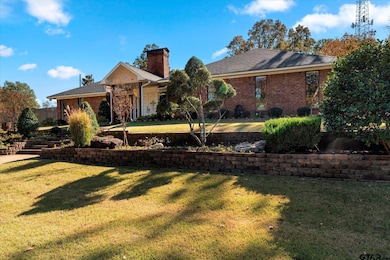 1720 Greenhollow Ln, Mount Pleasant, TX 75455 - photo 2