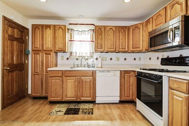 017_9_Brevent_Ave_276252_477798