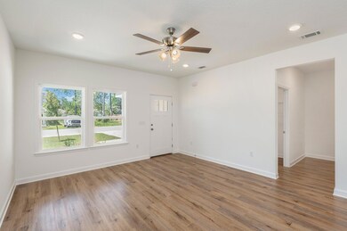 7-web-or-mls-41 Sandhill Court-03