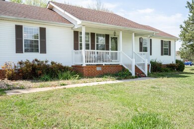 201 Cessna Ln, Shelbyville, TN 37160 - photo 2