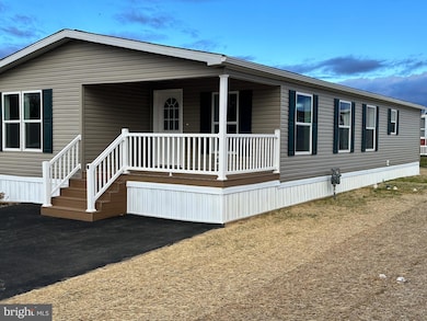 13 Evergreen Aly, Palmyra, PA 17078 - photo 4