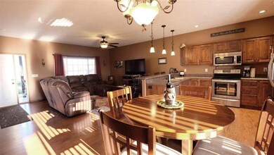 3718 Keystone Cir, Spirit Lake, IA 51360 - photo 7