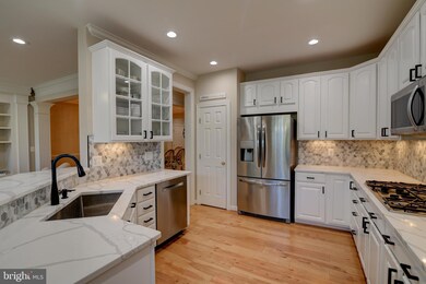 18310 Buccaneer Terrace, Leesburg, VA 20176 - photo 6