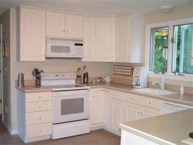 103 Lyman Place, Bridgewater, MA 02324 - photo 3