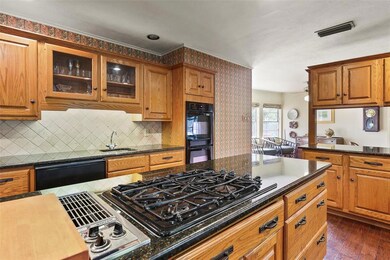 7102 Wabash Cir, Dallas, TX 75214 - photo 4