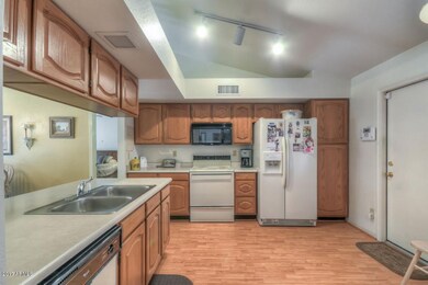 Kitchen (1)