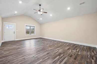 940 Palmyra Rd, Clarksville, TN 37040 - photo 7