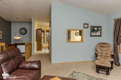 9024 W Parkview Terrace Loop-large-009-L