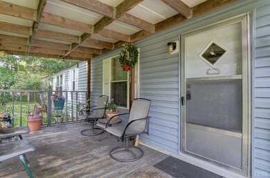 156 Brightwells Mill Rd, Madison Heights, VA 24572 - photo 2