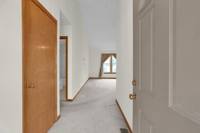 6-web-or-mls-112-castleton-ct