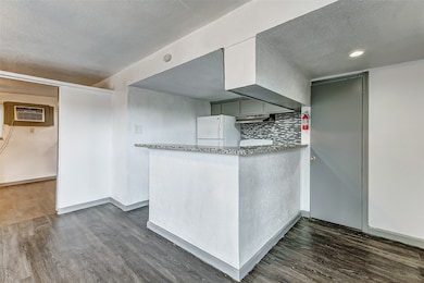7527 Gulf Fwy unit 2, Houston, TX 77017 - photo 7