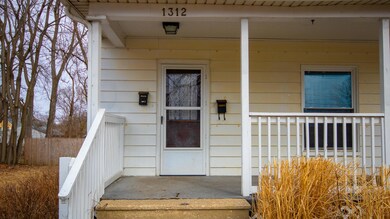 1312 E Ganson St, Jackson, MI 49201