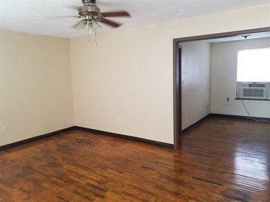 102 E Elder Ave, Duncan, OK 73533 - photo 4