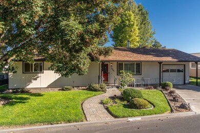 1241 SE 7th St, Prineville, OR 97754 - photo 2