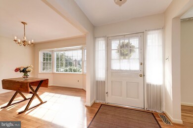 2600 Londonderry Rd, Alexandria, VA 22308 - photo 5