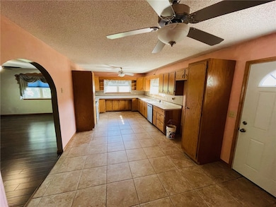 48 Hickory Cir, Eureka Springs, AR 72631 - photo 7