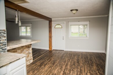 123 W Coal St, Bicknell, IN 47512 - photo 7