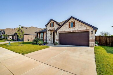 4816 Hazy Hollow Ln, Crowley, TX 76036 - photo 3