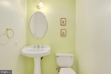 436 Macintosh Cir, Joppa, MD 21085 - photo 5