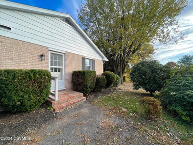 1118 Saint Anthony St, Lewisburg, PA 17837 - photo 2