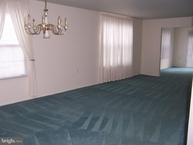 3 Pinecrest Ct, Woodbury, NJ 08096 - photo 4