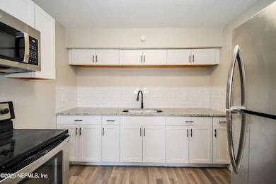 9412 Norfolk Blvd, Jacksonville, FL 32208 - photo 5