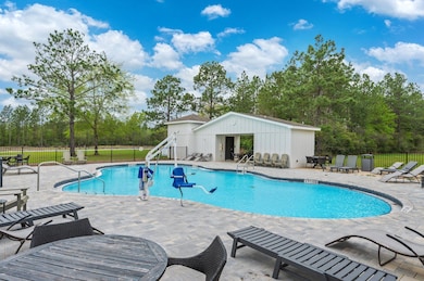 6707 Sarah Ann Way, Laurel Hill, FL 32567 - photo 2