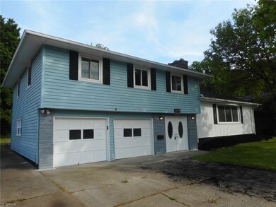 29538 Meadow St, Wickliffe, OH 44092 - photo 2