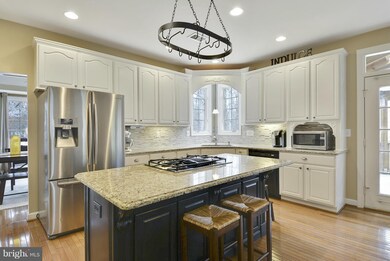 5385 Harrow Ln, Fairfax, VA 22030 - photo 5