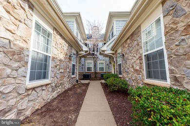 13804 Greendale Dr unit 68, Woodbridge, VA 22191 - photo 5