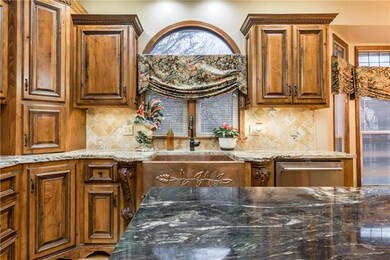 7623 Acuff Ln, Shawnee, KS 66216 - photo 5