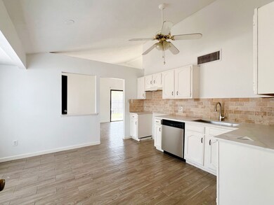 24126 Jumping Jay Ln, Hockley, TX 77447 - photo 7