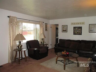 710 W 20th St, Burley, ID 83318 - photo 2