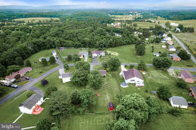 105 Whitfield Cir, Stephens City, VA 22655 - photo 6