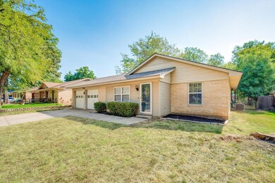 2504 Shady Meadow Dr, Bedford, TX 76021 - photo 2