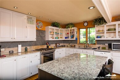 16076 Hazel Valley Rd, Fayetteville, AR 72701 - photo 7