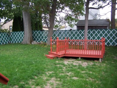 9 Emeline St, Randolph, MA 02368 - photo 2